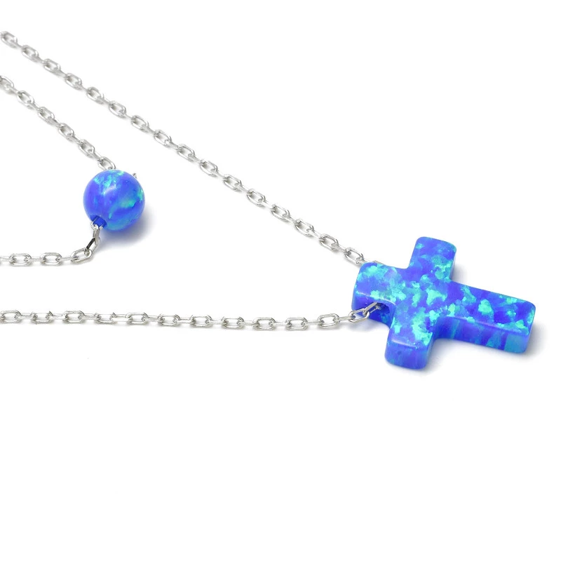 Náhrdelník s modrým opálem, křížek